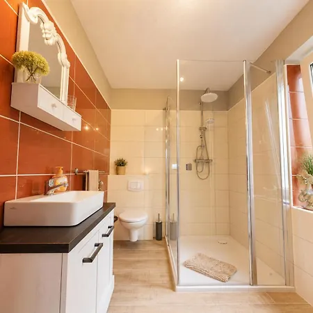 Ferienhaus Ferienbungalow Oase *